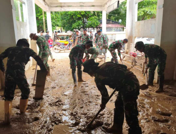 RSUD Aceh Tamiang Kini Dipenuhi Oleh Lumpur Bekas Banjir