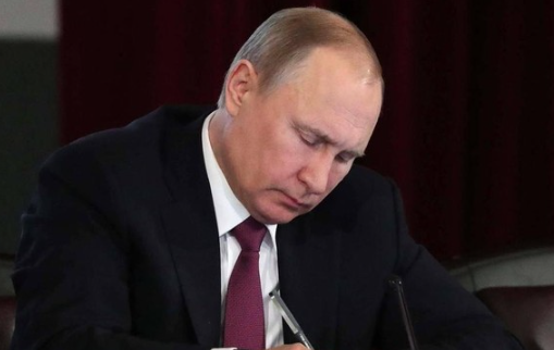Rusia Hukum BUI-Jaksa Yang Diperintah Untuk Tangkap Putin