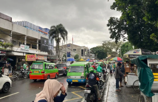 Angkot Dilarang Untuk Beroperasi Selama 4 Hari di Bogor