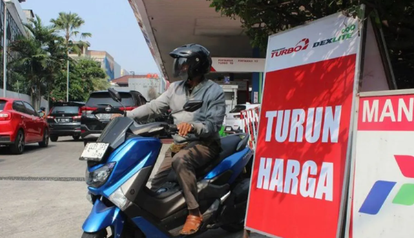 Harga Pertamax Turun Jadi Rp11.800 Mulai Hari Ini