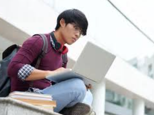 Kesehatan Mental Remaja di Tekanan Akademik