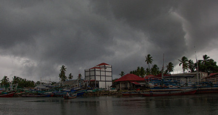 Prediksi Terupdate Cuaca Ekstrem Di Wilayah Pesisir Jawa